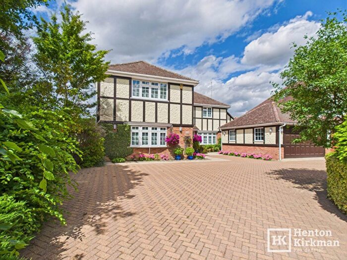 5 Bedroom Detached House For Sale In Norsey Road, Billericay, CM11