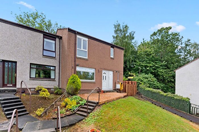 3 Bedroom Semi Detached House For Sale In Chestnut Grove, Bo'ness, EH51