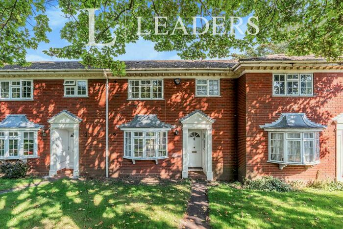 3 Bedroom Terraced House To Rent In Grosvenor Close, Southampton, SO17