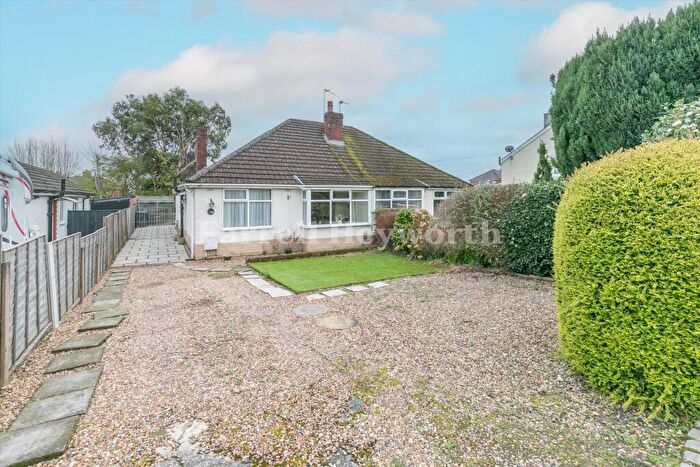 2 Bedroom Bungalow For Sale In Leyland Road, Penwortham, Preston, PR1