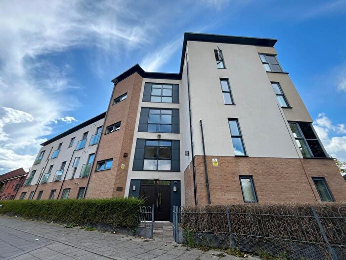 2 Bedroom Flat To Rent In Duke Street, Salford, M7