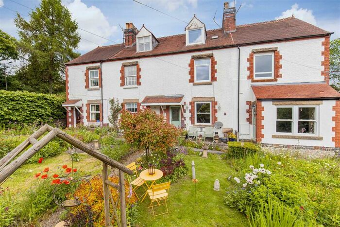 2 Bedroom Terraced House For Sale In Baslow Road, Bakewell, DE45