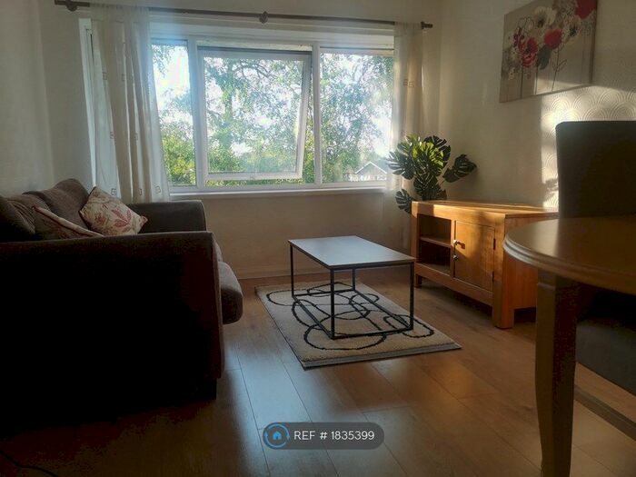 1 Bedroom Flat To Rent In Southcote Road, Reading, RG30