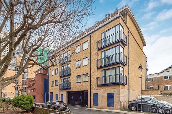 2 Bedroom Flat For Sale In Bowling Green Place, London Bridge, SE1