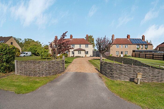 4 Bedroom Semi-Detached House For Sale In High Street, Barton, CB23