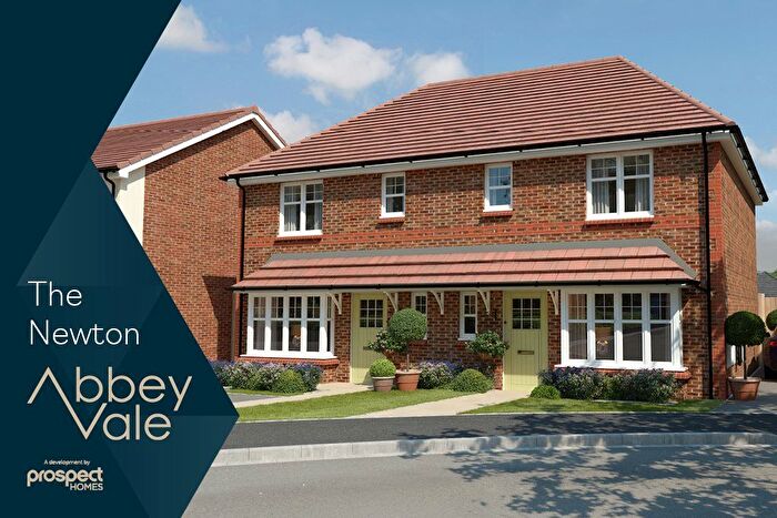 3 Bedroom Semi-Detached House For Sale In South Lane, Widnes, Lancashire, WA8