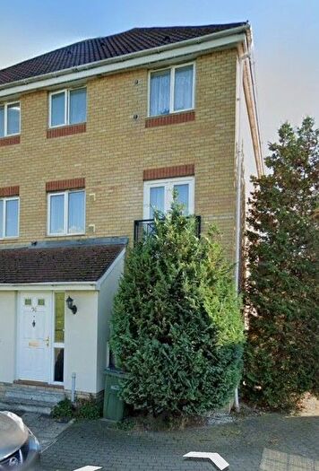 4 Bedroom Terraced House For Sale In Thamesmead, London, SE28