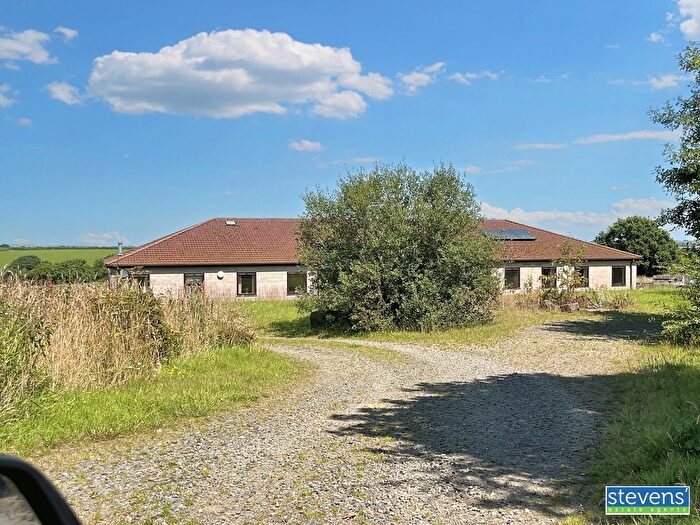 2 Bedroom Flat To Rent In Risdon Farm, Jacobstowe, Okehampton, Devon, EX20