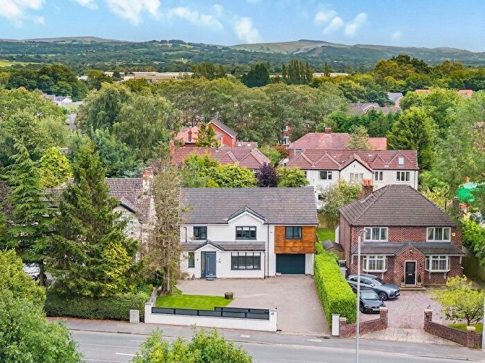 5 Bedroom Detached House For Sale In Chester Road, Poynton, SK12