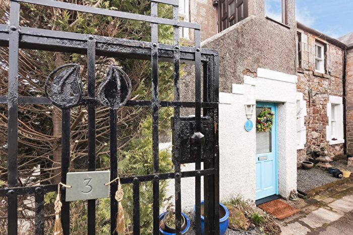 1 Bedroom Flat For Sale In Raemartin Square, West Linton, EH46