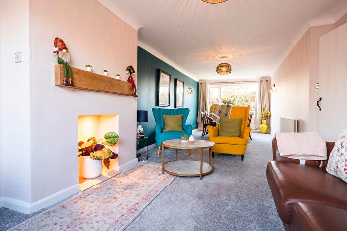 3 Bedroom Semi Detached House To Rent In Sudbury Drive, Heald Green, Cheadle, SK8