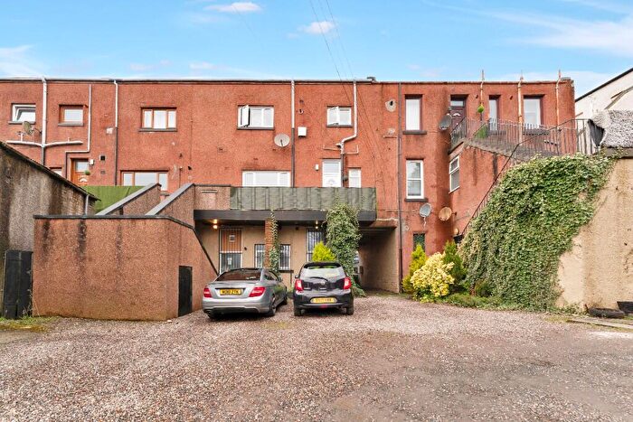 4 Bedroom Flat For Sale In High Street, Cowdenbeath, Fife, KY4