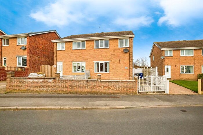 3 Bedroom Semi-Detached House For Sale In Ashwood Grove, Great Houghton, Barnsley, S72