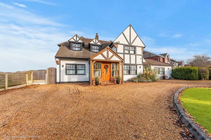 4 Bedroom Detached House For Sale In Park Road, Golborne, WA3