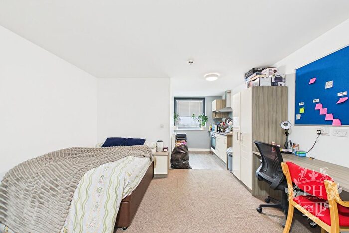 Studio For Sale In Corporation Road, Middlesbrough, TS1