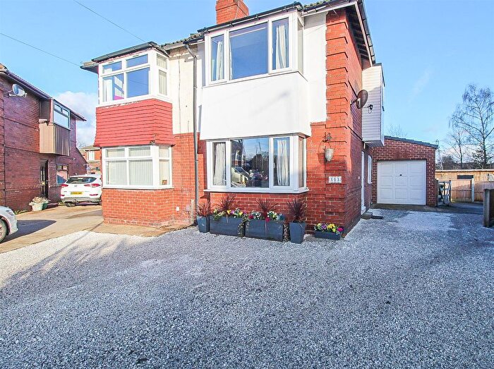 3 Bedroom Semi-Detached House For Sale In Frederick Avenue, Wakefield, WF1
