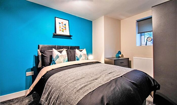 1 Bedroom House Of Multiple Occupation To Rent In East Park Parade, Osmondthorpe, Leeds, LS9