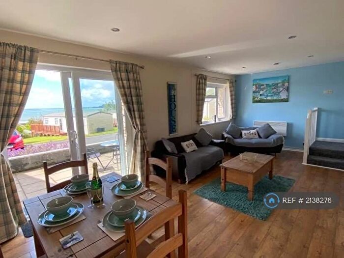 3 Bedroom Flat To Rent In Amroth Castle Holiday Park, Amroth, Narberth, SA67