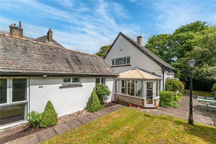 4 Bedroom Detached House For Sale In Carlton Drive, Bradford, West Yorkshire, BD9