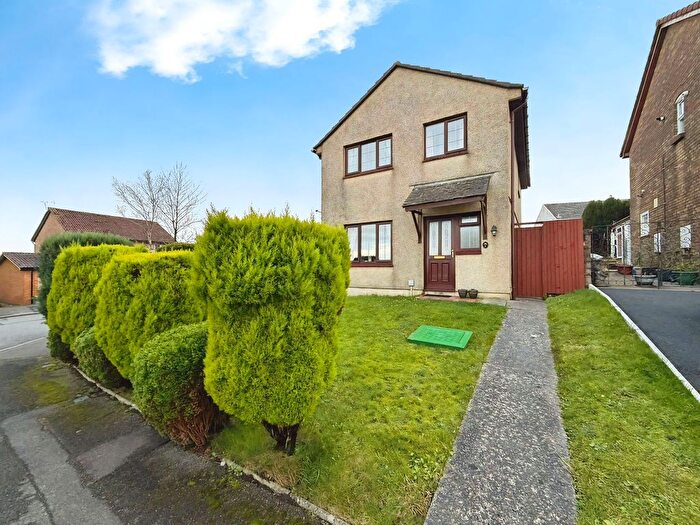 4 Bedroom Detached House For Sale In Poplar Close, Sketty, Swansea, SA2