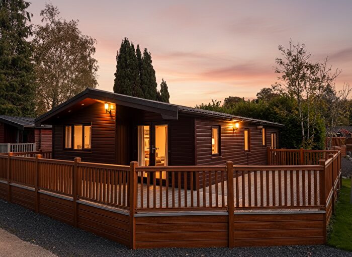 3 Bedroom Park Home For Sale In Ambleside Road, Troutbeck Bridge, Windermere, LA23