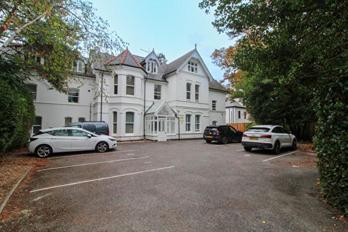 3 Bedroom Apartment To Rent In Cavendish Road, Dean Park, Bournemouth, BH1