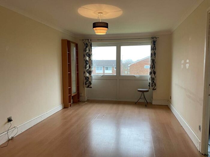 1 Bedroom Flat To Rent In Epping Green, Hemel Hempstead, HP2