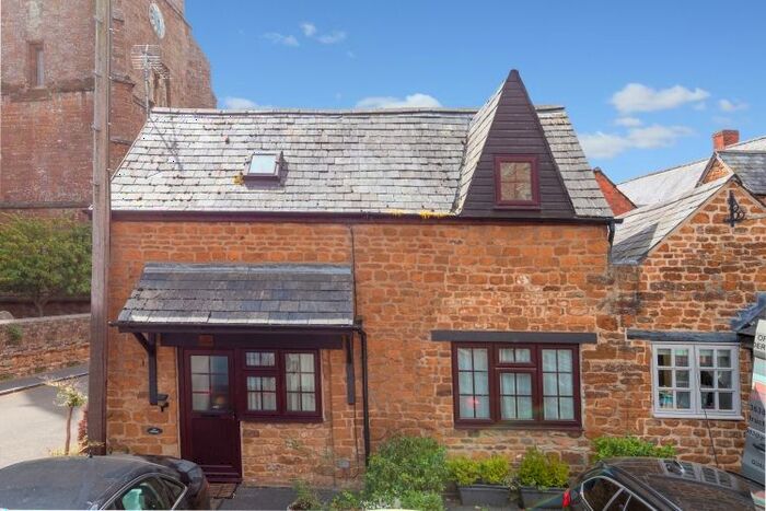 3 Bedroom Cottage To Rent In Bull Ring, Deddington, Banbury, OX15