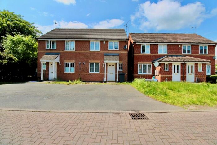 3 Bedroom Semi-Detached House For Sale In Marion Close, Leicester, Leicestershire, LE3