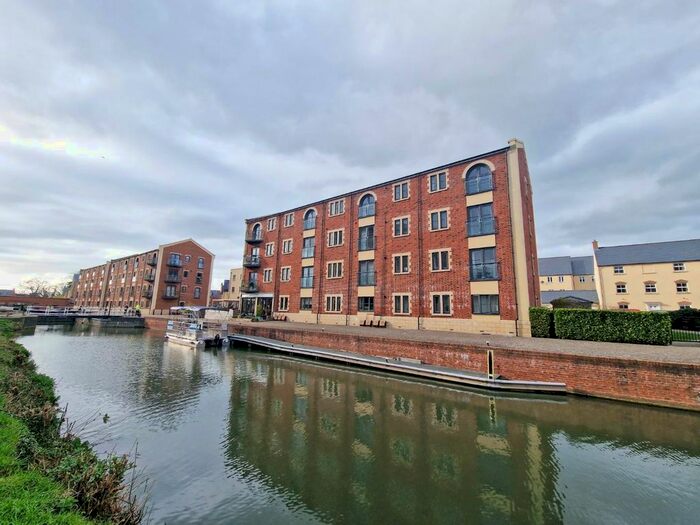 2 Bedroom Flat To Rent In Greenaways, Ebley, Stroud, GL5