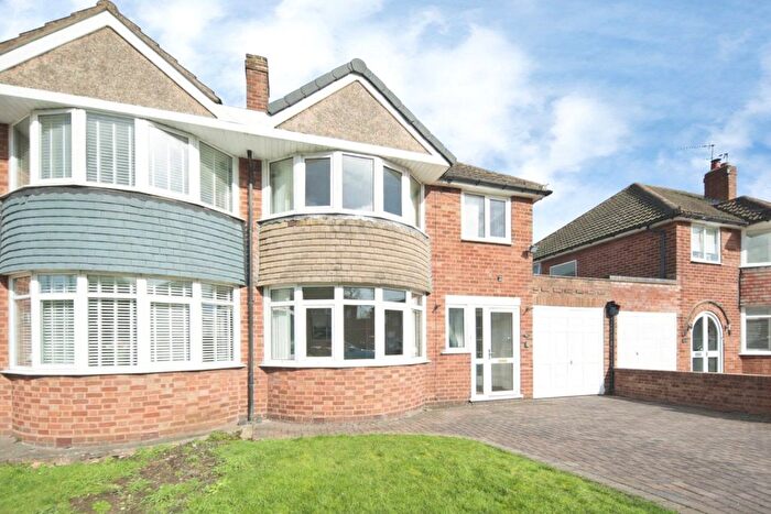 3 Bedroom Semi Detached House For Sale In Overton Drive, Water Orton, Birmingham, Warwickshire, B46
