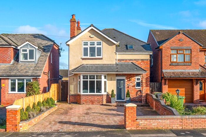 3 Bedroom Detached House For Sale In Marlpool Lane, Kidderminster, Worcestershire, DY11