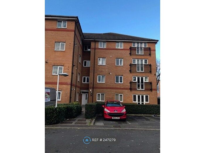2 Bedroom Flat To Rent In Orchid Gardens, Hounslow, TW3