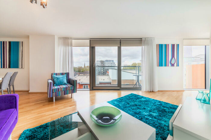 3 Bedroom Apartment To Rent In Little Thames Walk, London, SE8