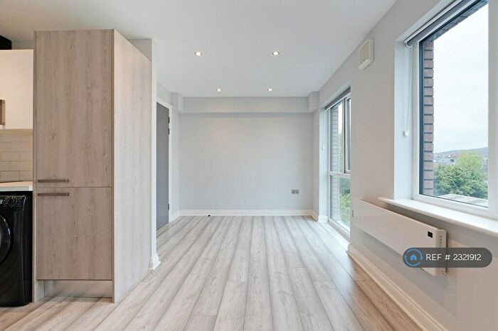 1 Bedroom Flat To Rent In Bamford Point, Sheffield, S6