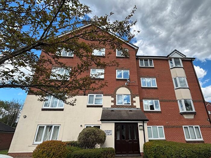 2 Bedroom Flat To Rent In St Annes Mount, Redhill, RH1