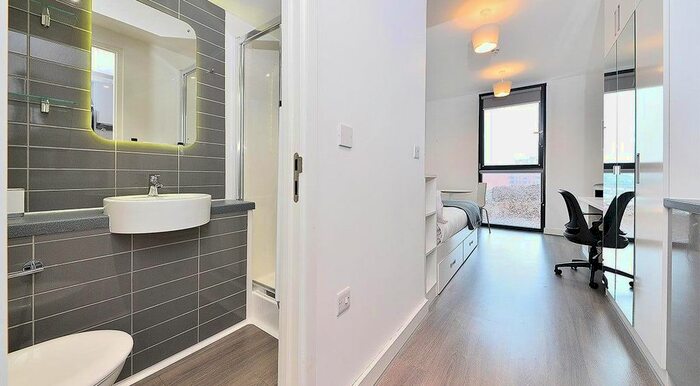 Studio To Rent In Bromsgrove Street, Birmingham, B5