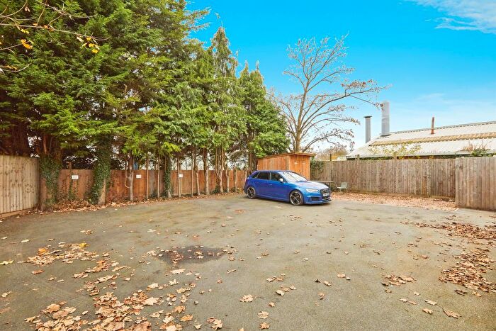 2 Bedroom Flat For Sale In Nottingham Road, Spondon, Derby, DE21
