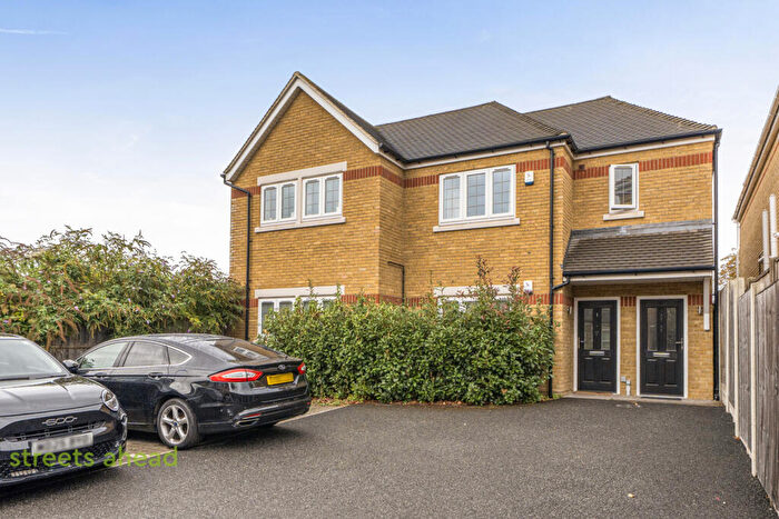 2 Bedroom Apartment For Sale In South Park Hill Road, South Croydon, CR2