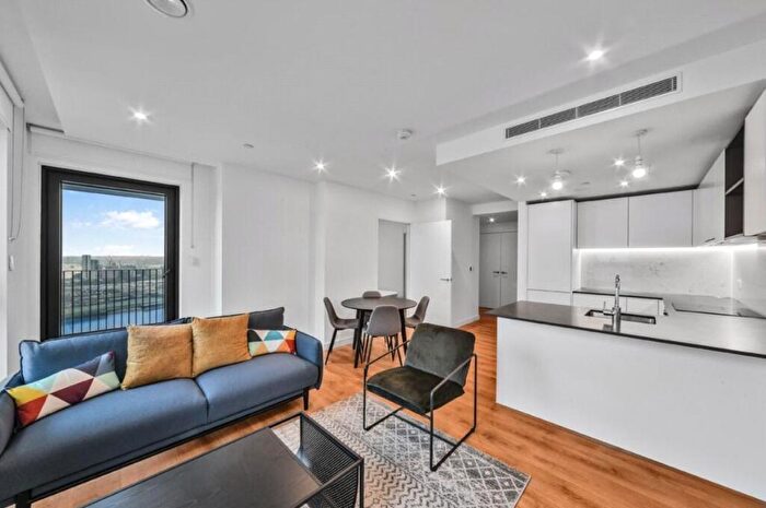 1 Bedroom Apartment To Rent In Marsh Wall, London, E14
