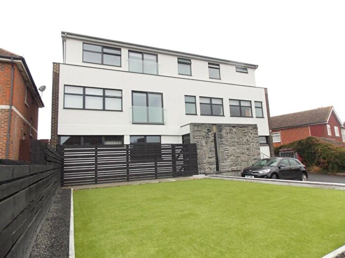 1 Bedroom Apartment To Rent In Hartley Road, Longfield, DA3