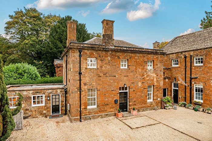3 Bedroom Semi-Detached House For Sale In Adderbury, Banbury, Oxfordshire, OX17