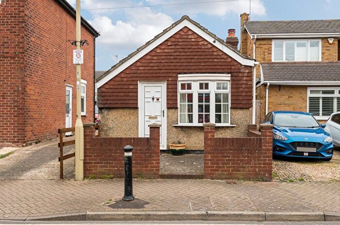 1 Bedroom Bungalow To Rent In Elson Road, Gosport, Hampshire, PO12