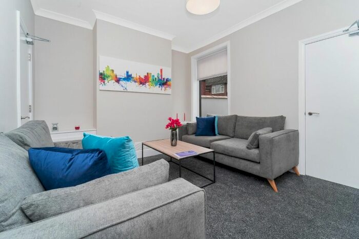 3 Bedroom Terraced House To Rent In Romney Street, Salford, M6