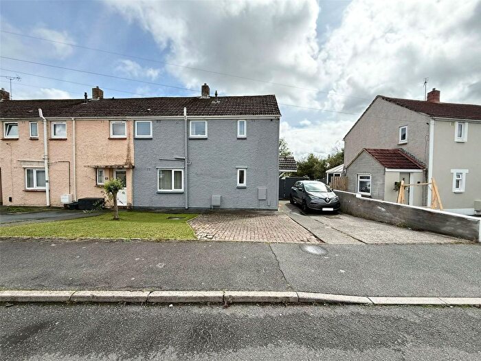 3 Bedroom End Terrace House For Sale In Delapoer Drive, Haverfordwest, Dyfed, SA61