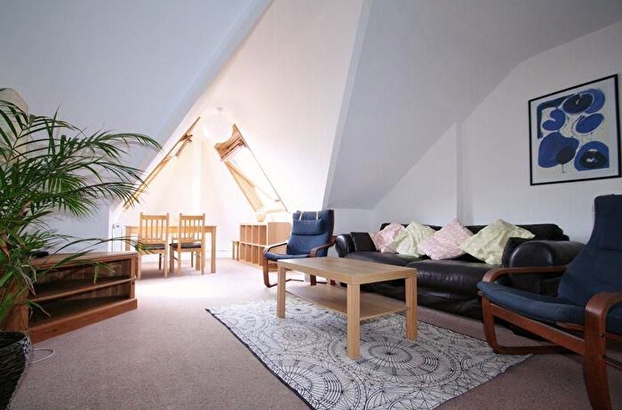 3 Bedroom Property To Rent In Quernmore Road, Hornsey, London, N4