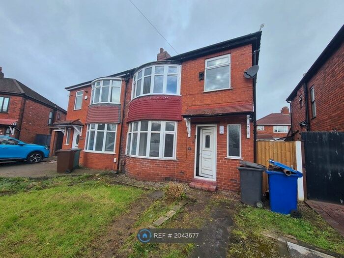 3 Bedroom Semi-Detached House To Rent In Kingston Road, Radcliffe, Manchester, M26