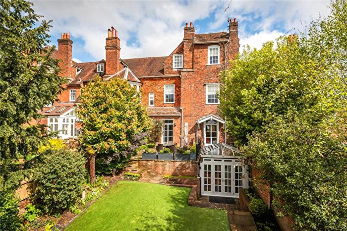 3 Bedroom Terraced House For Sale In St. Swithun Street, Winchester, SO23
