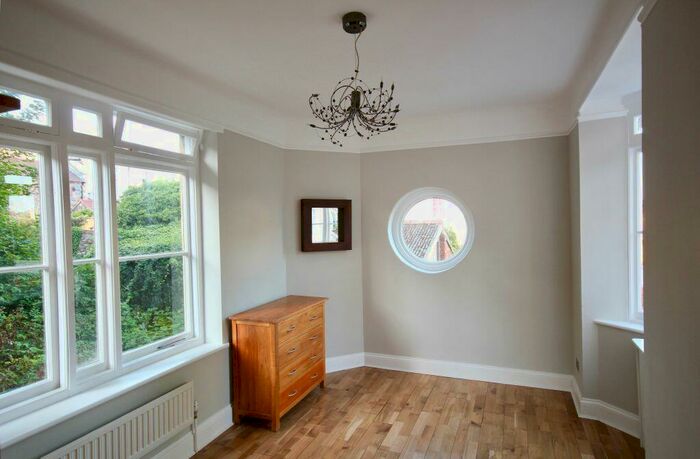 1 Bedroom Flat To Rent In Elliston Road, Bristol, BS6
