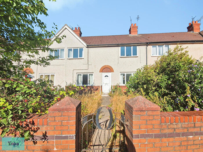 4 Bedroom Terraced House For Sale In Church Road, Stainforth, Doncaster, DN7